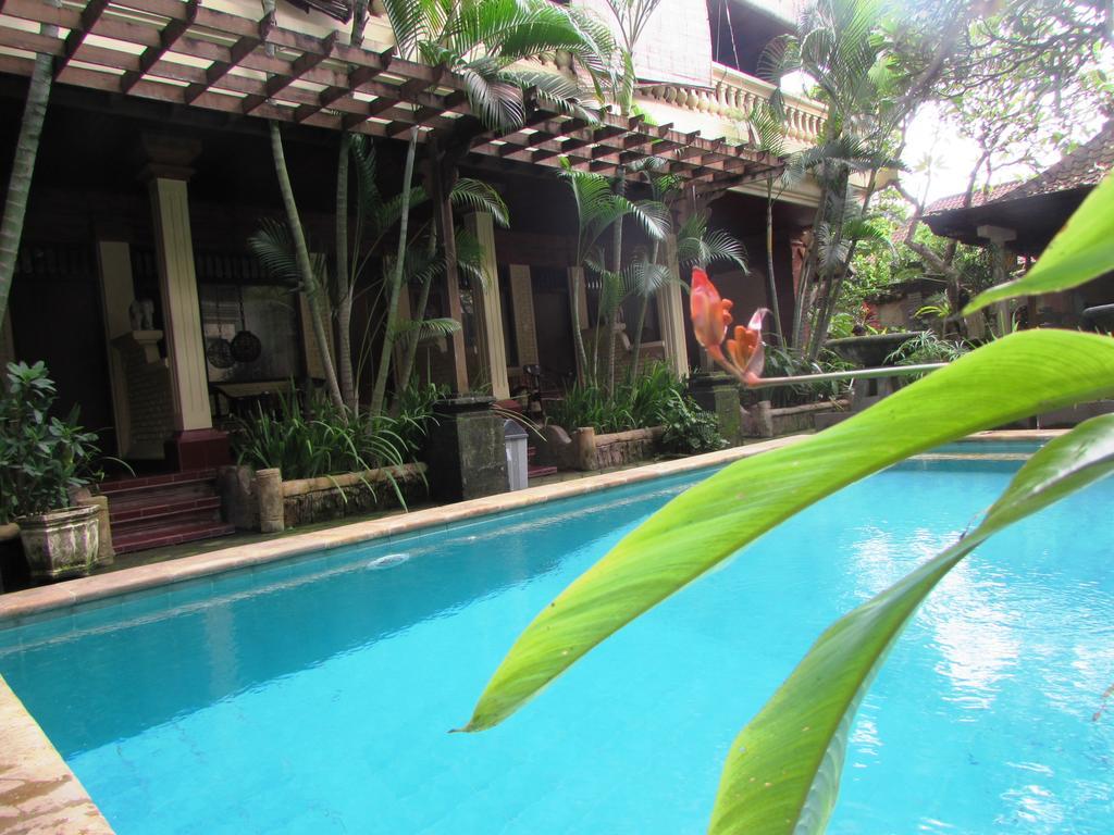 Griya Ayu Inn ซานูร์ ภายนอก รูปภาพ